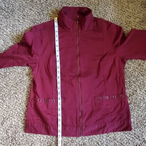 Christopher & Banks burgundy lightweight jacket - Picture 7 of 8